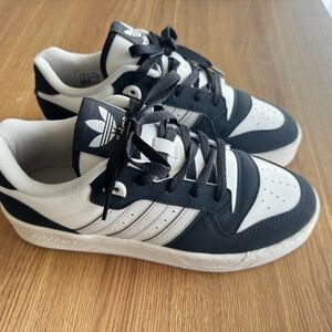 Adidas Classic Black and White Trainers